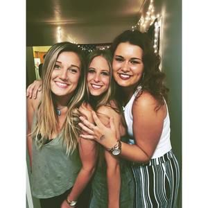 Meet your Posher, Cami